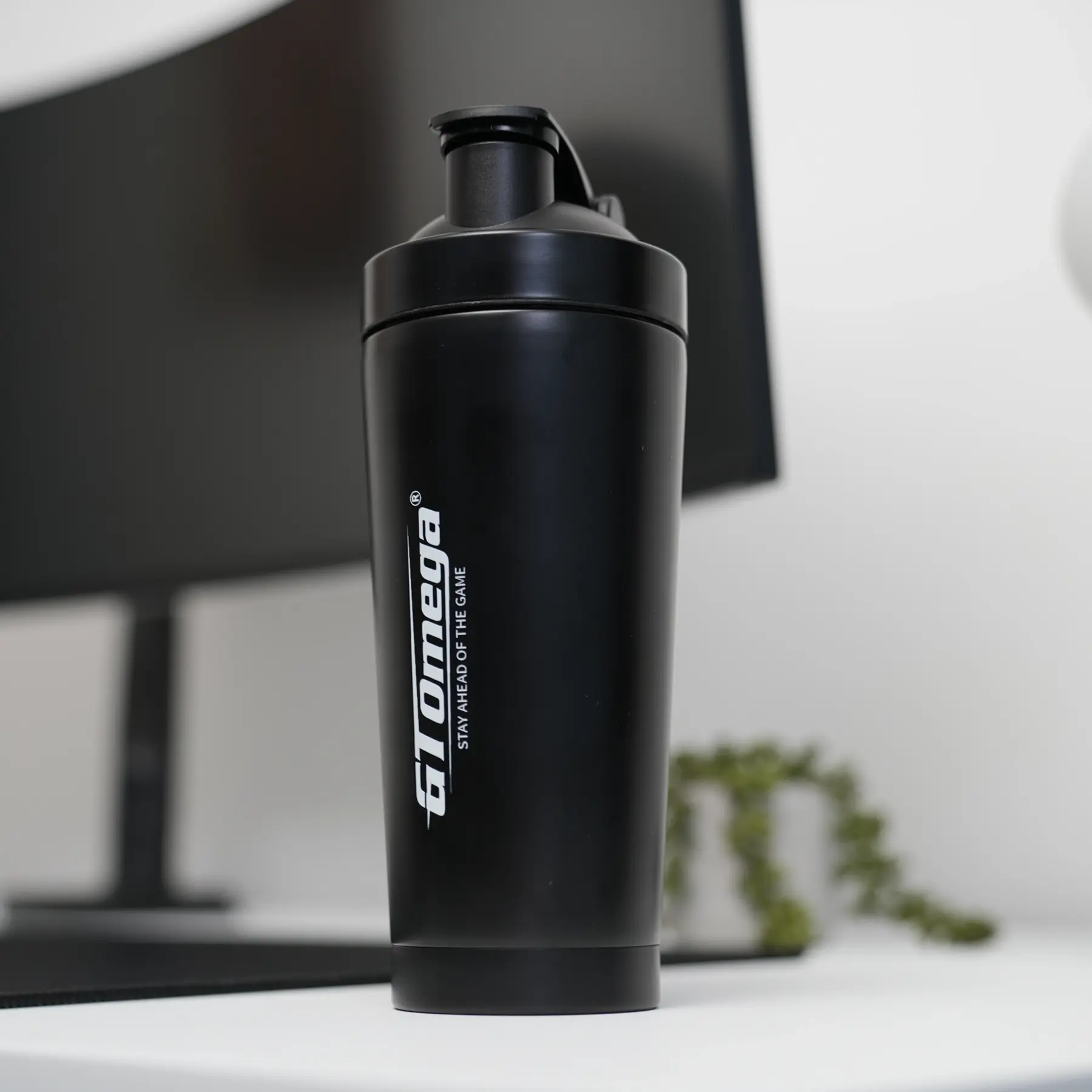 GT Omega Insulated Stainless Steel Shaker - 650ml - Image 5